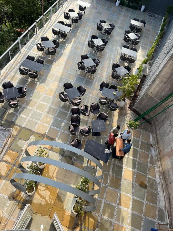 Anantam Resort & Spa Kasauli Exteriör bild