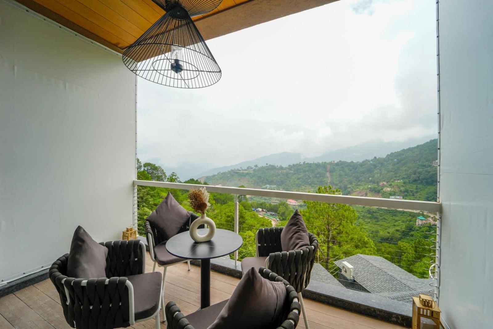 Anantam Resort & Spa Kasauli Exteriör bild